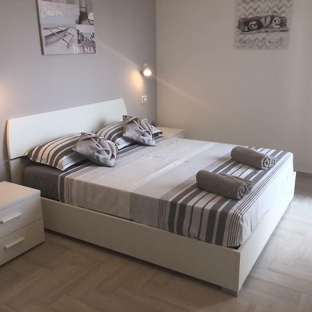 Le Domus Modern Apartments Cagliari Su Forti Εξωτερικό φωτογραφία