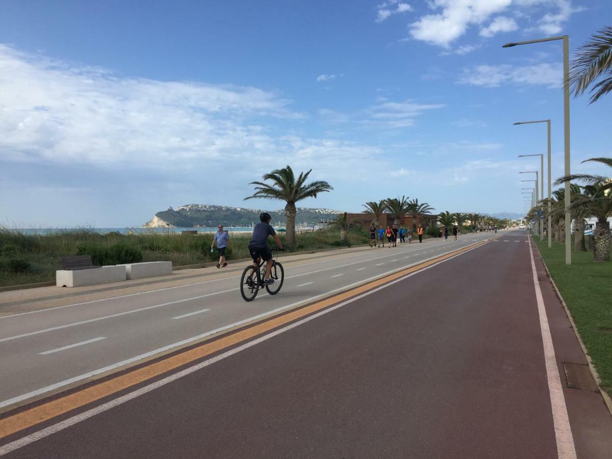 Le Domus Modern Apartments Cagliari Su Forti Εξωτερικό φωτογραφία