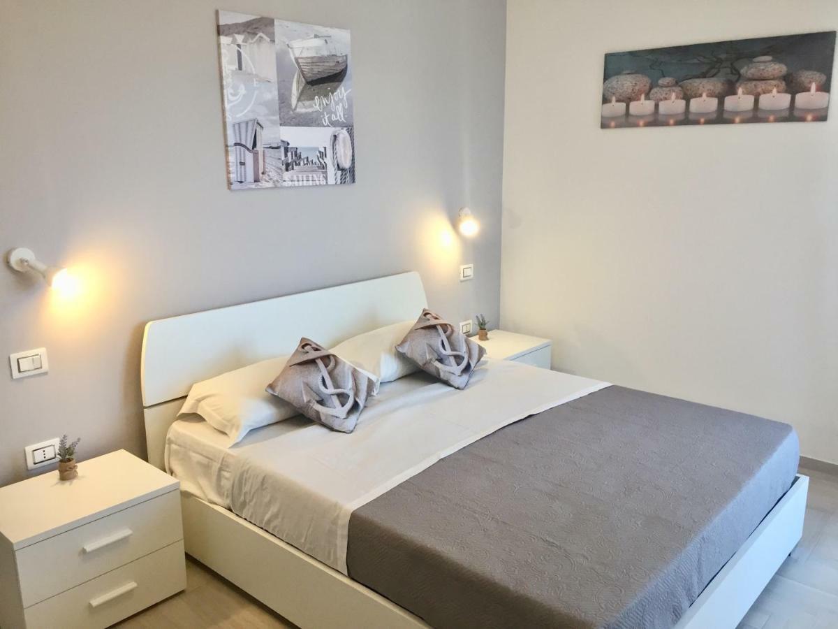 Le Domus Modern Apartments Cagliari Su Forti Εξωτερικό φωτογραφία
