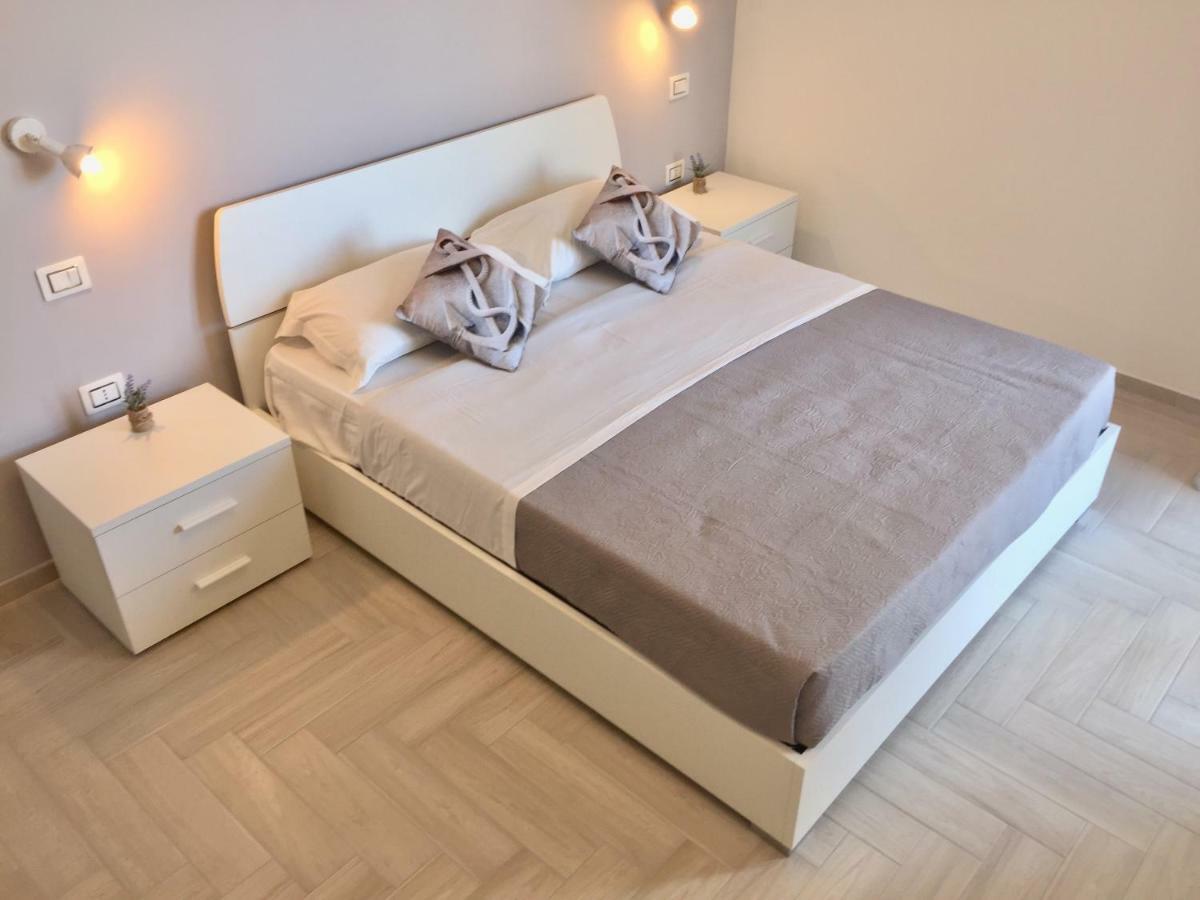 Le Domus Modern Apartments Cagliari Su Forti Εξωτερικό φωτογραφία