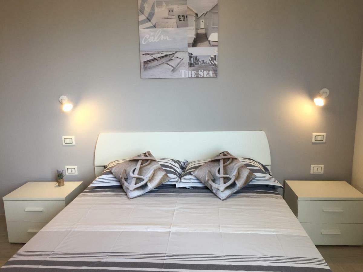 Le Domus Modern Apartments Cagliari Su Forti Εξωτερικό φωτογραφία
