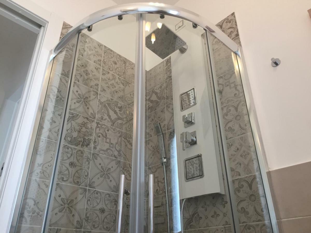 Le Domus Modern Apartments Cagliari Su Forti Εξωτερικό φωτογραφία